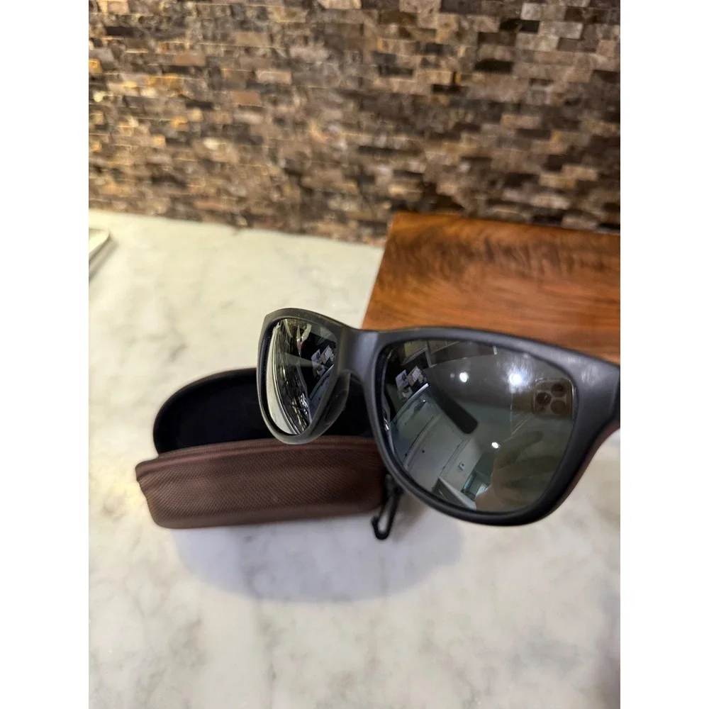 Maui Jim driving as